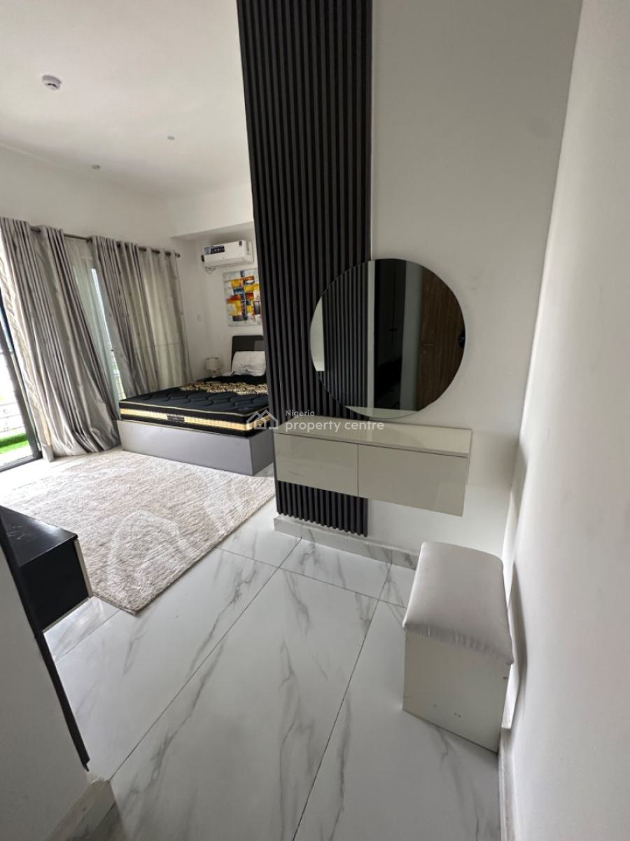 2 Bedroom Flat with Bq, Off Admiralty Way, Lekki Phase 1, Lekki, Lagos, Flat / Apartment for Sale