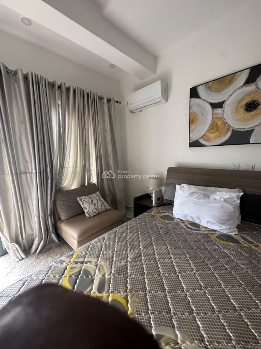 2 Bedroom Flat with Bq, Off Admiralty Way, Lekki Phase 1, Lekki, Lagos, Flat / Apartment for Sale