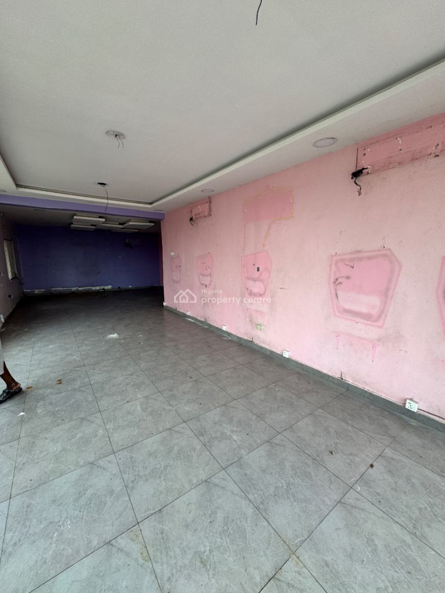 a Large Commercial Space with Show Glass in a Shopping Complex, Lekki Phase 1, Lekki, Lagos, Commercial Property for Rent