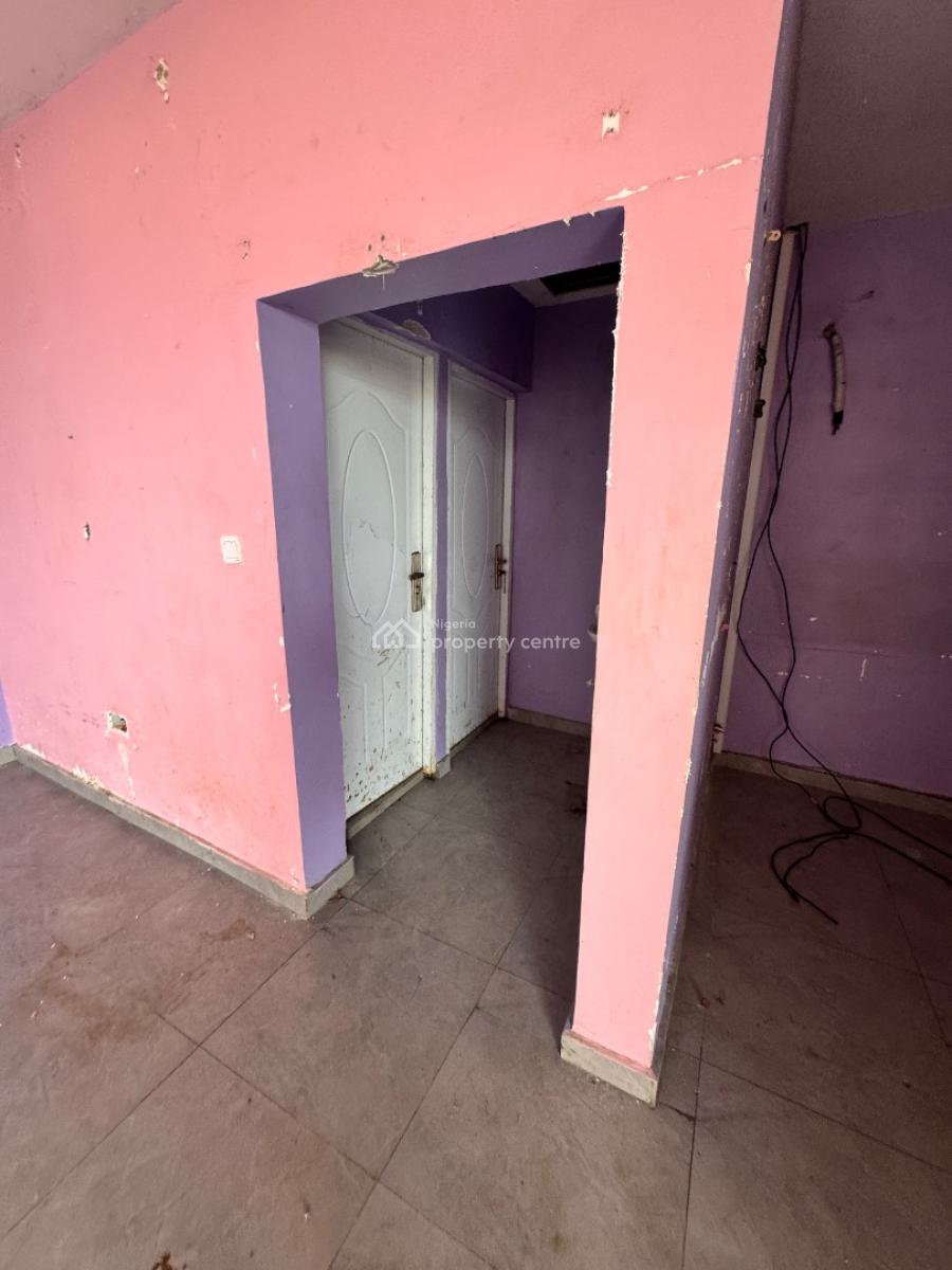 a Large Commercial Space with Show Glass in a Shopping Complex, Lekki Phase 1, Lekki, Lagos, Commercial Property for Rent