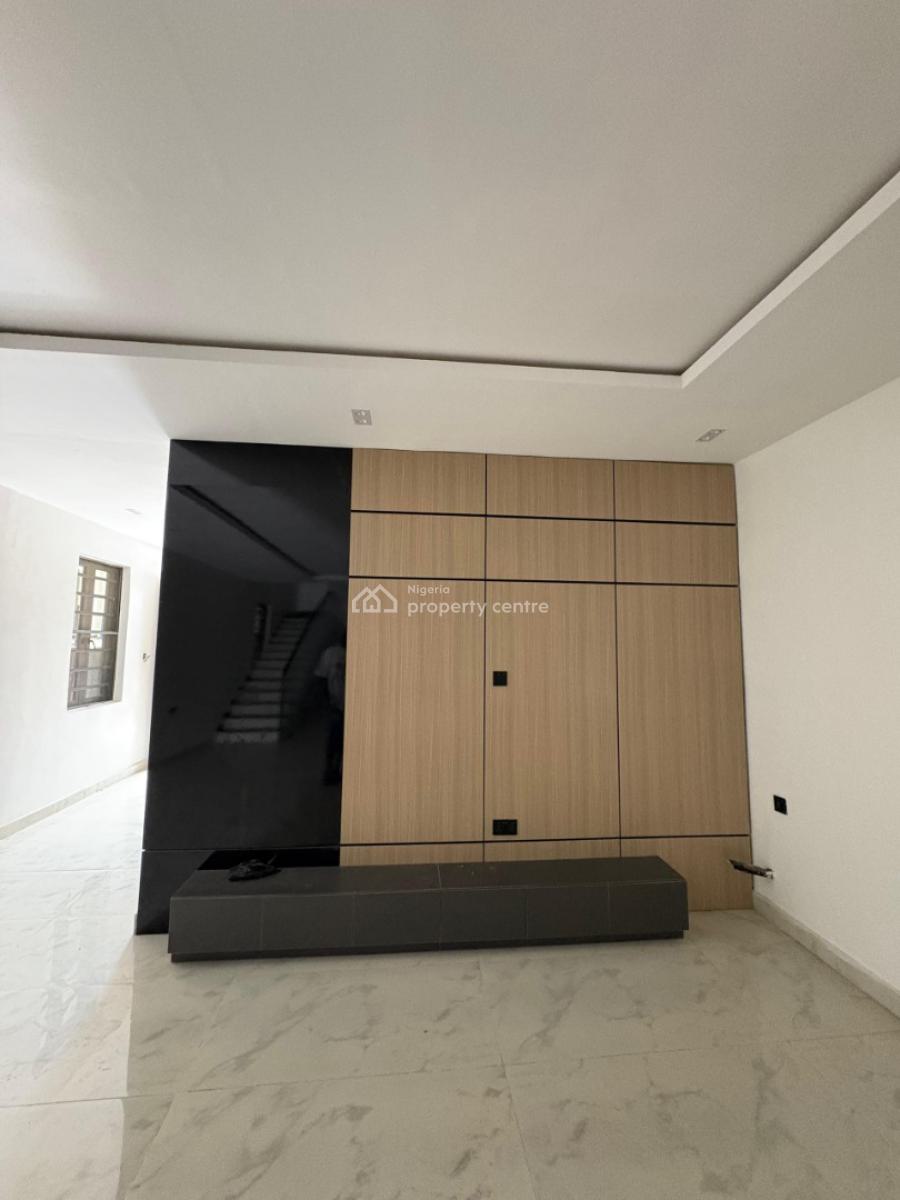 Ultimate Luxury & Security, Ologolo, Lekki, Lagos, Semi-detached Duplex for Sale