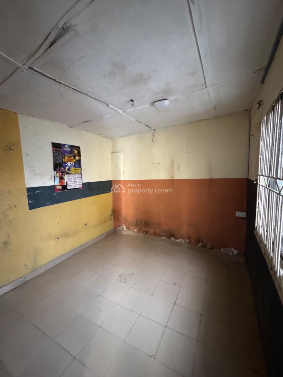 1 Bedroom Bungalow, Ikota, Lekki, Lagos, Mini Flat (room and Parlour) for Rent