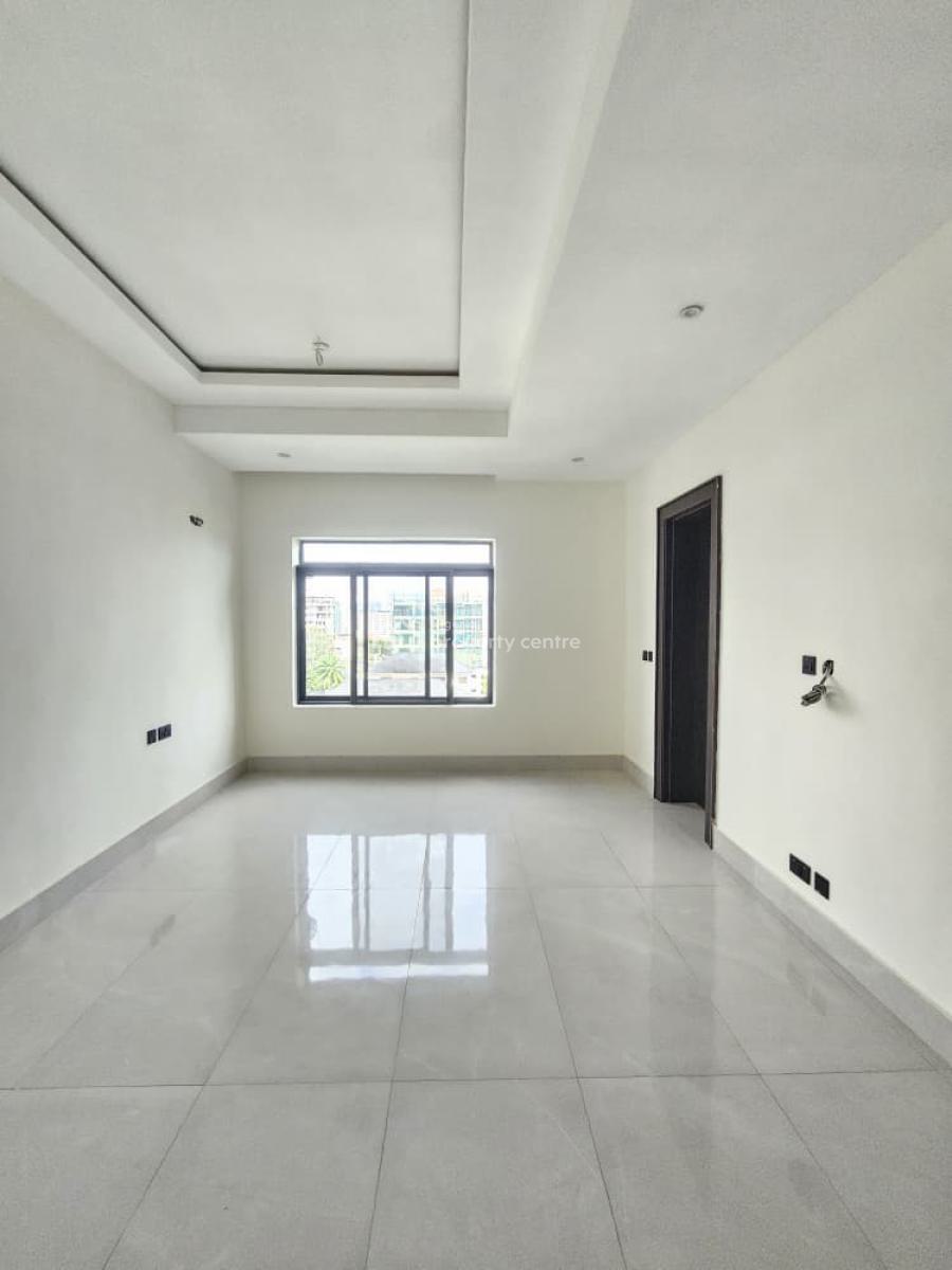 Fully Serviced Luxury Spacious 5 Bedroom Penthouse in a Secure Estate, Ikoyi, Lagos, Flat / Apartment for Sale