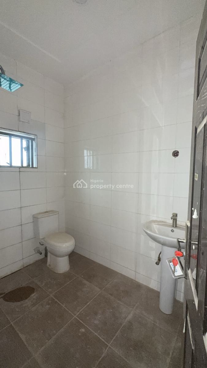 Newly Built Spacious 4 Bedroom Terrace with a Bq, Gilmore, Jahi, Abuja, Terraced Duplex for Rent