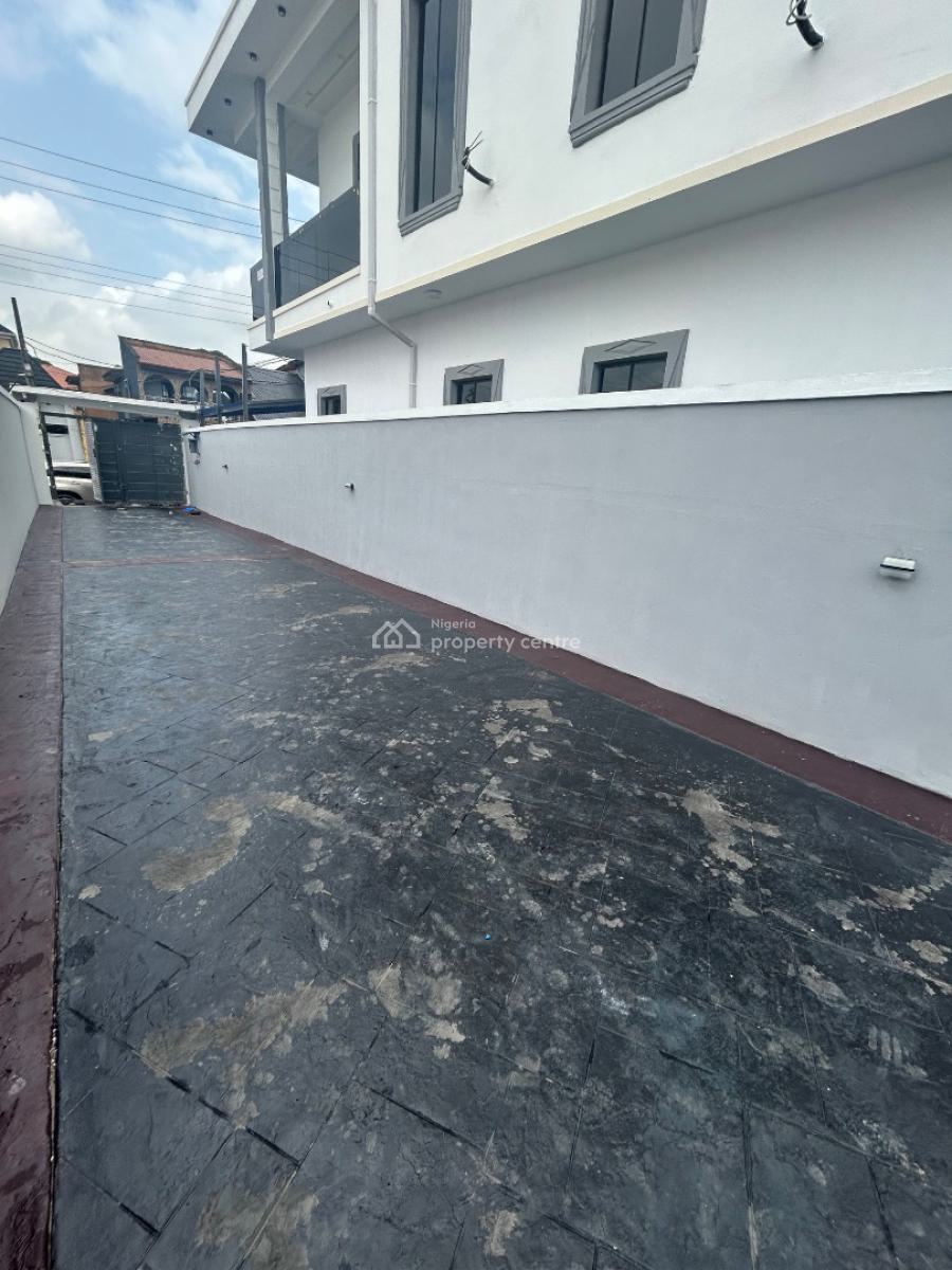Luxury Detached House, Medina, Gbagada, Lagos, Detached Duplex for Sale