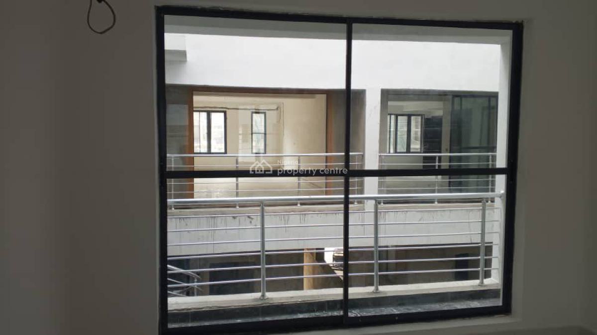 4 Bedroom Semi Detached House with Room Boys Quarters, Lekki Phase 1, Lekki, Lagos, Semi-detached Duplex for Rent