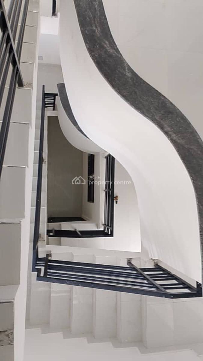 4 Bedroom Semi Detached House with Room Boys Quarters, Lekki Phase 1, Lekki, Lagos, Semi-detached Duplex for Rent
