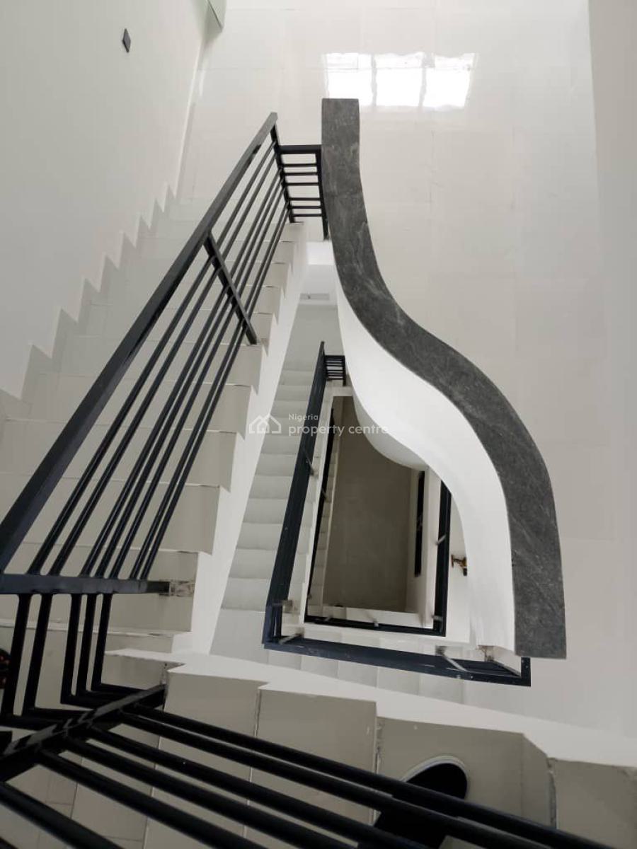 4 Bedroom Semi Detached House with Room Boys Quarters, Lekki Phase 1, Lekki, Lagos, Semi-detached Duplex for Rent