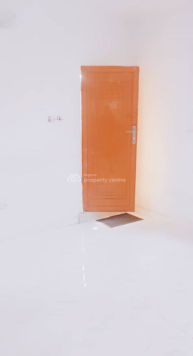 Decent Mini Flat with 2 Bathrooms and Toilets, Upstairs, Roundabout, Ogudu, Lagos, Mini Flat (room and Parlour) for Rent
