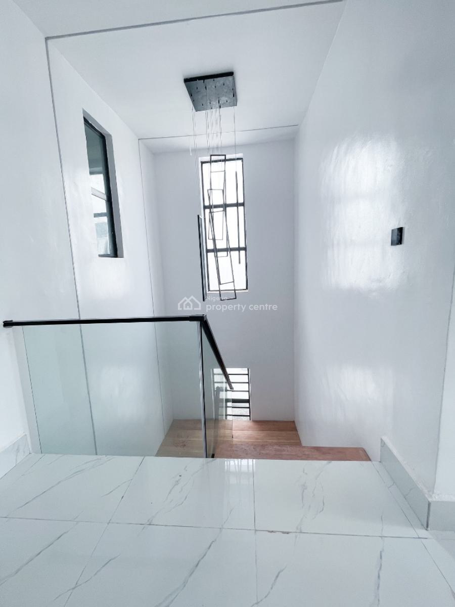 5 Bedroom Fully Detached, Lekki Phase 1, Lekki, Lagos, Detached Duplex for Sale