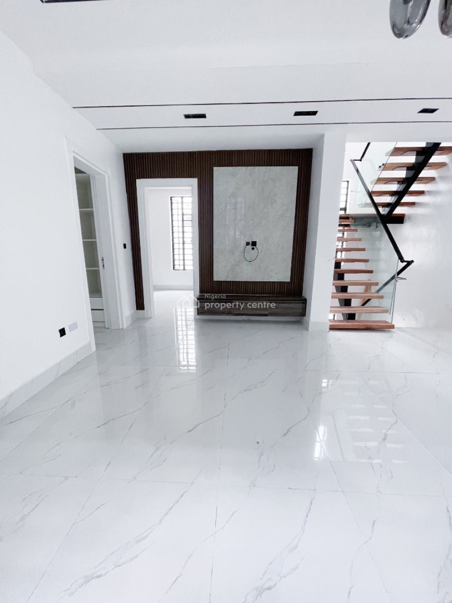 5 Bedroom Fully Detached, Lekki Phase 1, Lekki, Lagos, Detached Duplex for Sale