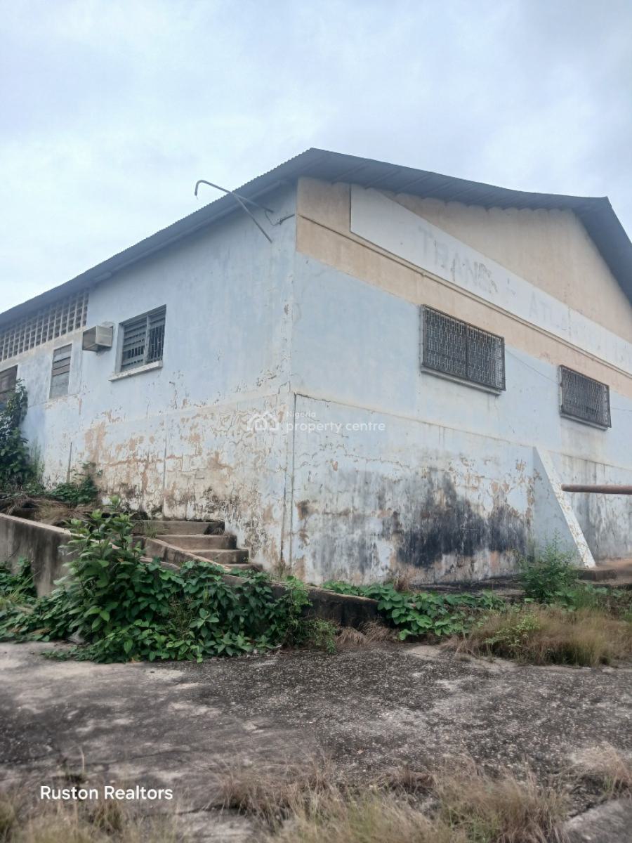 Warehouse Measuring About 7 Acres, New Garage Road, Ibadan, Oyo, Warehouse for Sale