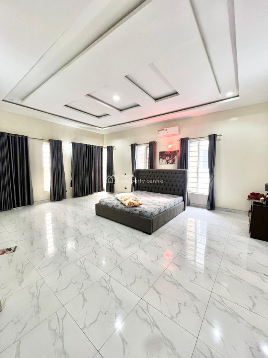 Distress 4 Bedrooms Detached Duplex with Bq, Thomas Estate, Ajah, Lagos, Detached Duplex for Sale
