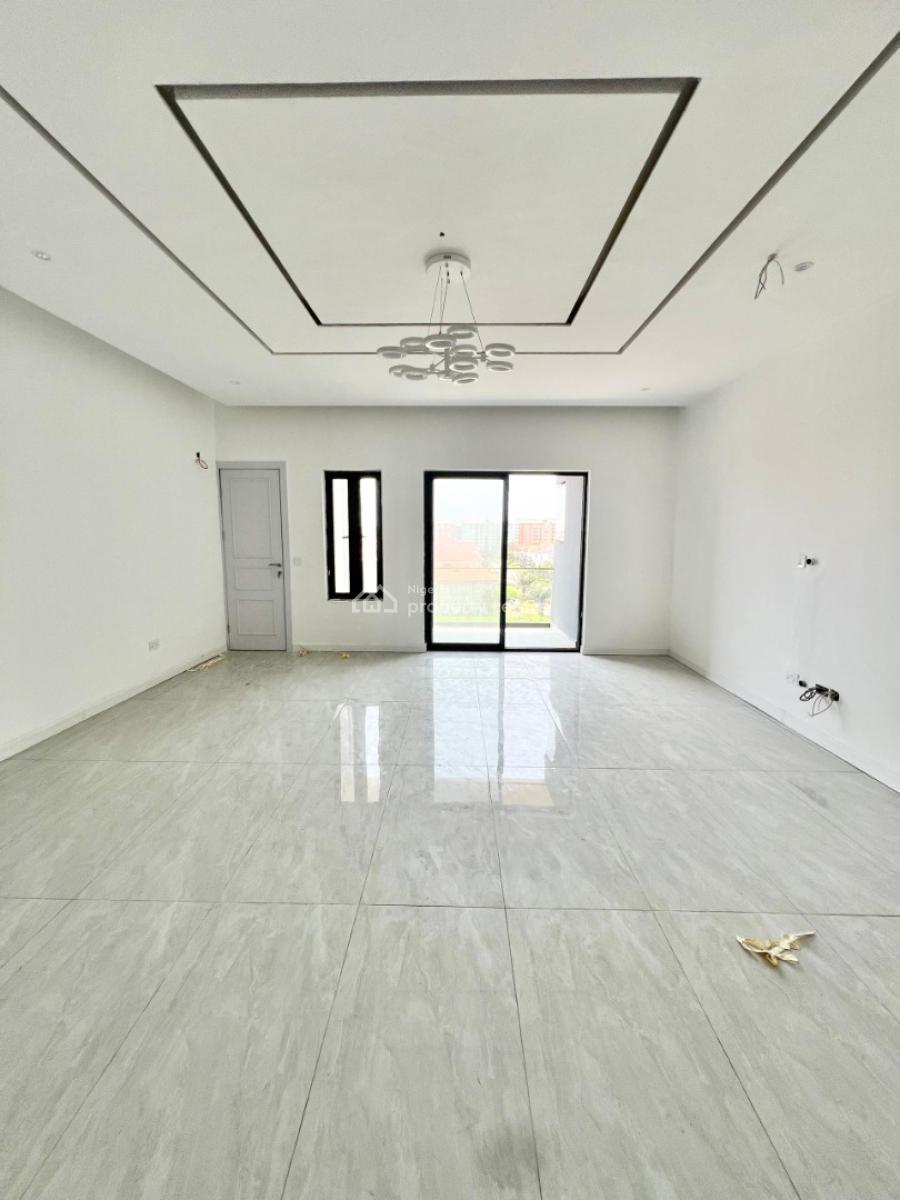 2 Bedrooms Flat with Bq, Lekki, Lagos, Flat / Apartment for Sale