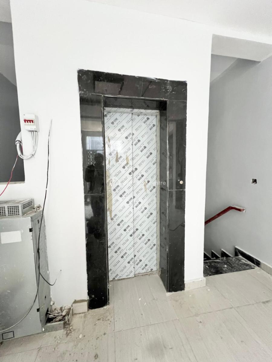 2 Bedrooms Flat with Bq, Lekki, Lagos, Flat / Apartment for Sale