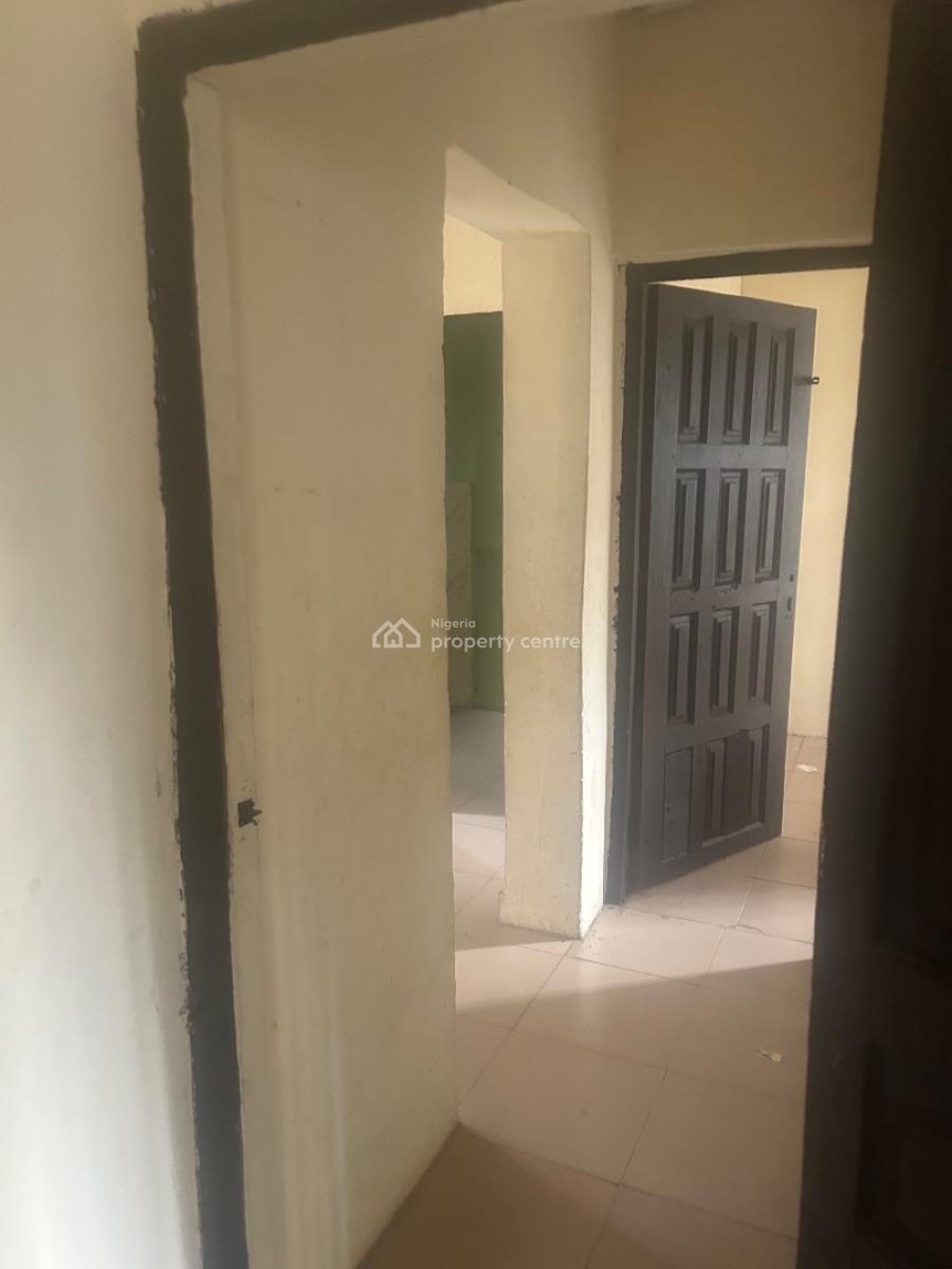 Two Bedroom Apartment, Jemi Alade, Alimosho, Lagos, Flat / Apartment for Rent