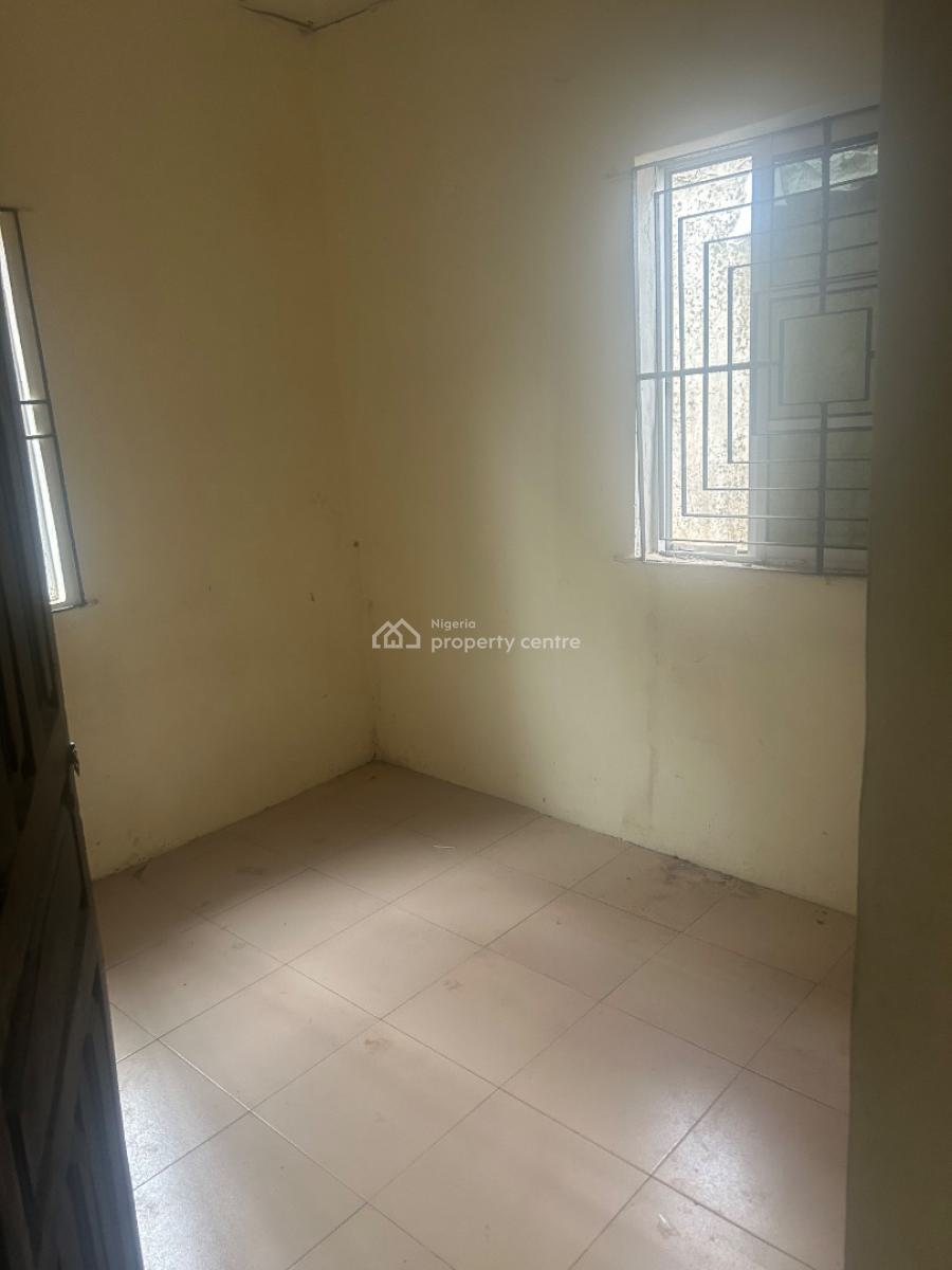 Two Bedroom Apartment, Jemi Alade, Alimosho, Lagos, Flat / Apartment for Rent