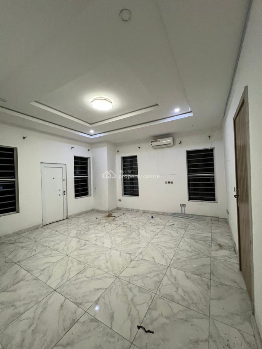Nice Master Bedroom, Royal Pine Estate, Orchid Road, Lekki, Lagos, Self Contain (single Rooms) for Rent