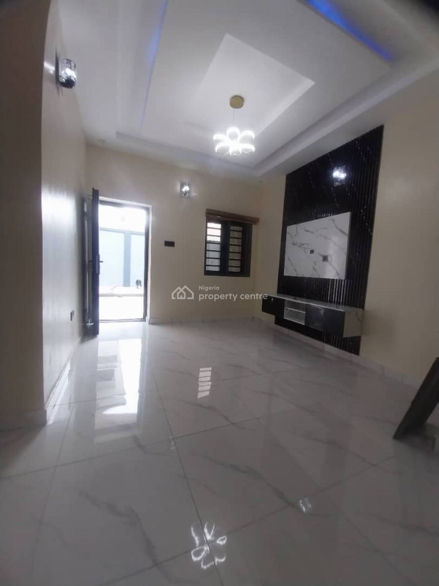Exotic 1 Bedroom Flat with Federal Light  Upstairs, Shell Cooperative Estate Eneka Link Road Off G U Akeh Road Eliozu, Eneka, Port Harcourt, Rivers, Flat / Apartment for Rent