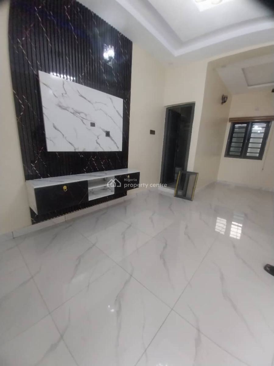 Exotic 1 Bedroom Flat with Federal Light  Upstairs, Shell Cooperative Estate Eneka Link Road Off G U Akeh Road Eliozu, Eneka, Port Harcourt, Rivers, Flat / Apartment for Rent