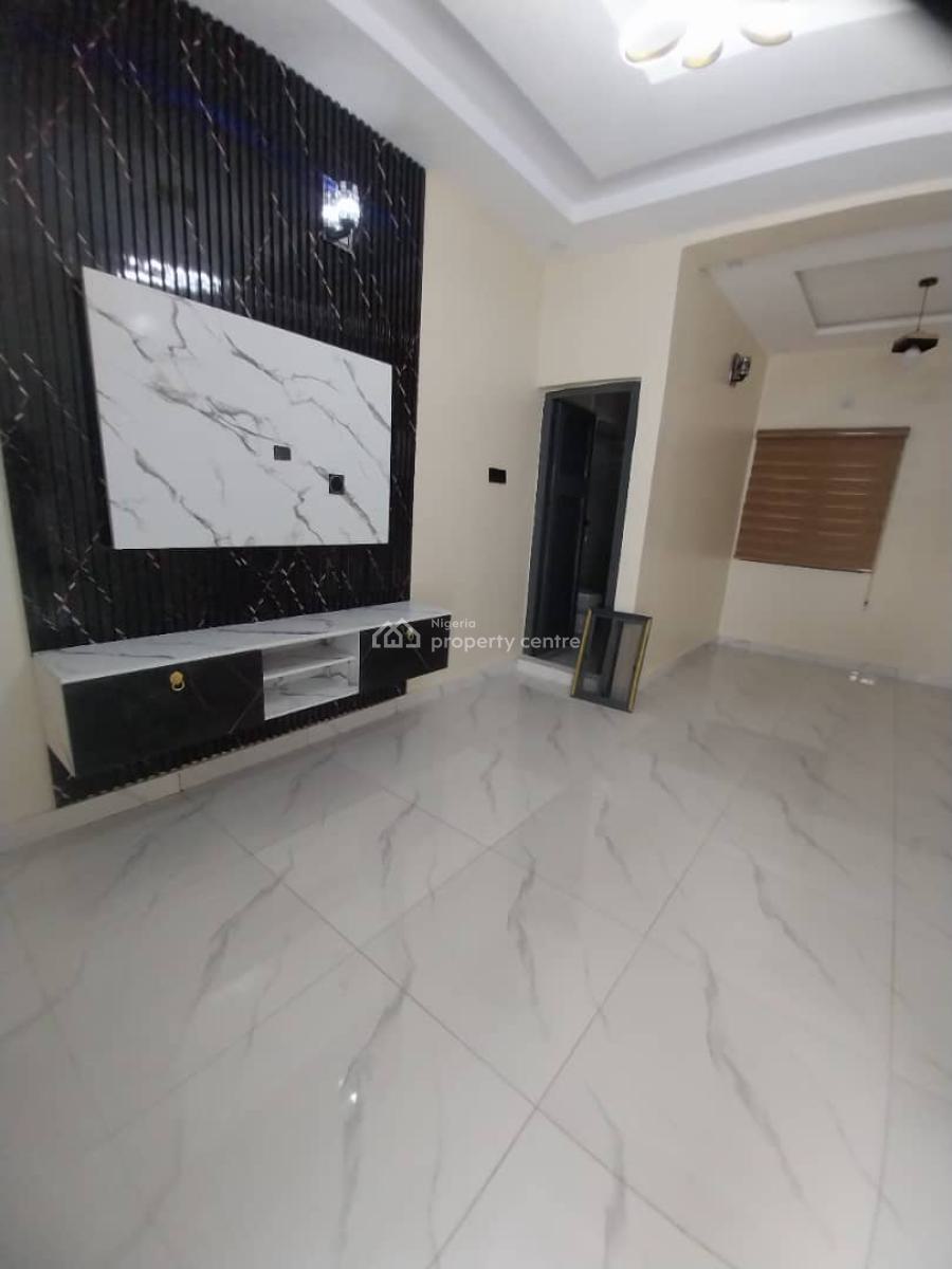Exotic 1 Bedroom Flat with Federal Light  Upstairs, Shell Cooperative Estate Eneka Link Road Off G U Akeh Road Eliozu, Eneka, Port Harcourt, Rivers, Flat / Apartment for Rent