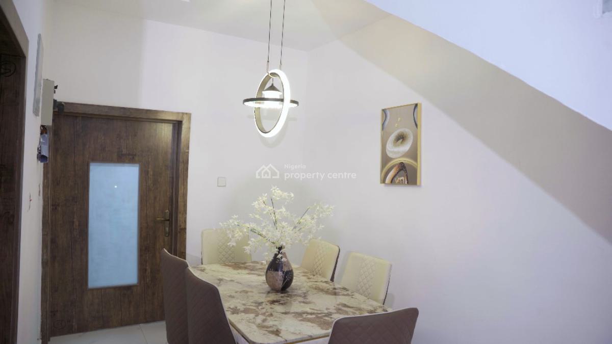 4bedroom Duplex Apartment, Wasimi Primary Health Centre, Maryland, Lagos, Flat / Apartment Short Let