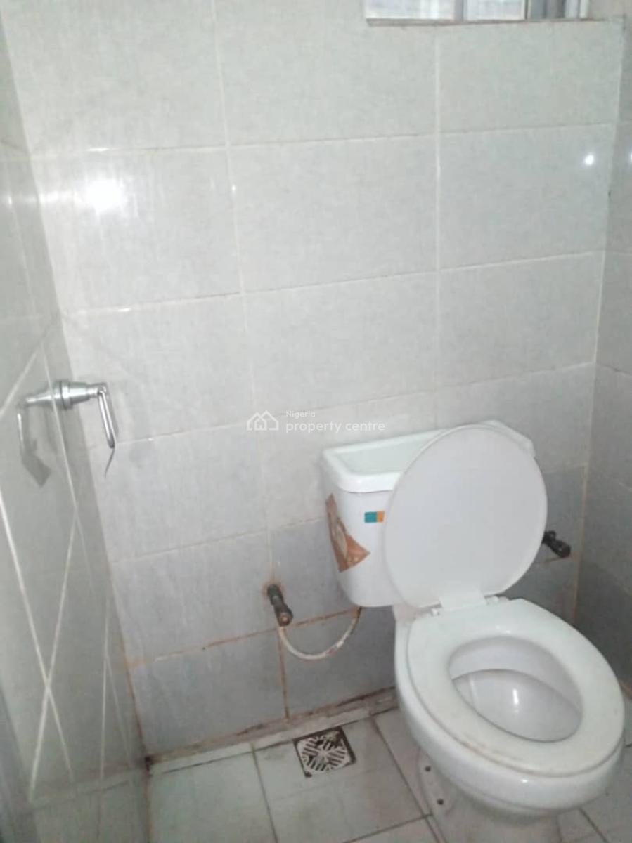 American Standard 2 Bedroom Flat with Federal Light and Tarred Roads, Shell Cooperative Estate, Eliozu Link Road Off G U Akeh Road Elio, Eneka, Port Harcourt, Rivers, Flat / Apartment for Rent
