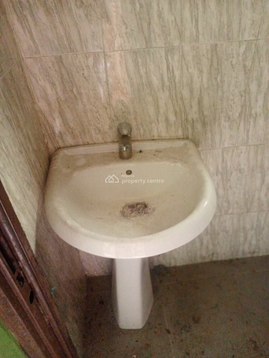 a Spacious Bedroom Flat with Rooms En Suite and Guest Toilet, Agege Axis, Mangoro, Ikeja, Lagos, Flat / Apartment for Rent