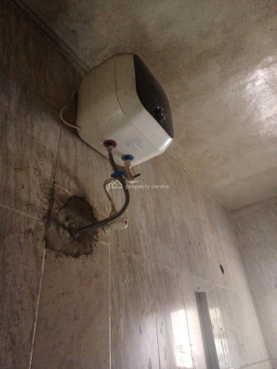 a Spacious Bedroom Flat with Rooms En Suite and Guest Toilet, Agege Axis, Mangoro, Ikeja, Lagos, Flat / Apartment for Rent