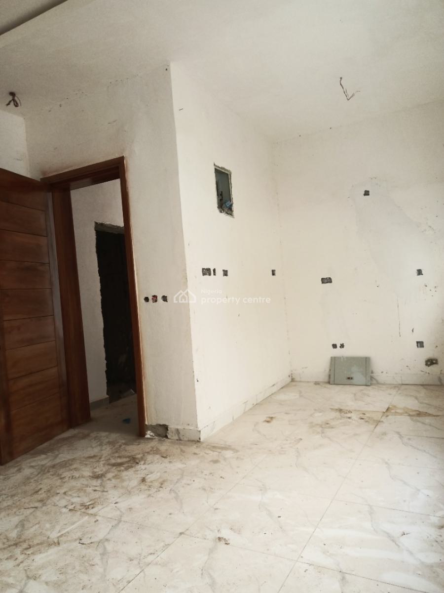 2 Bedroom Apartment with Spacious Room, Ikate Elegushi, Lekki, Lagos, Block of Flats for Sale