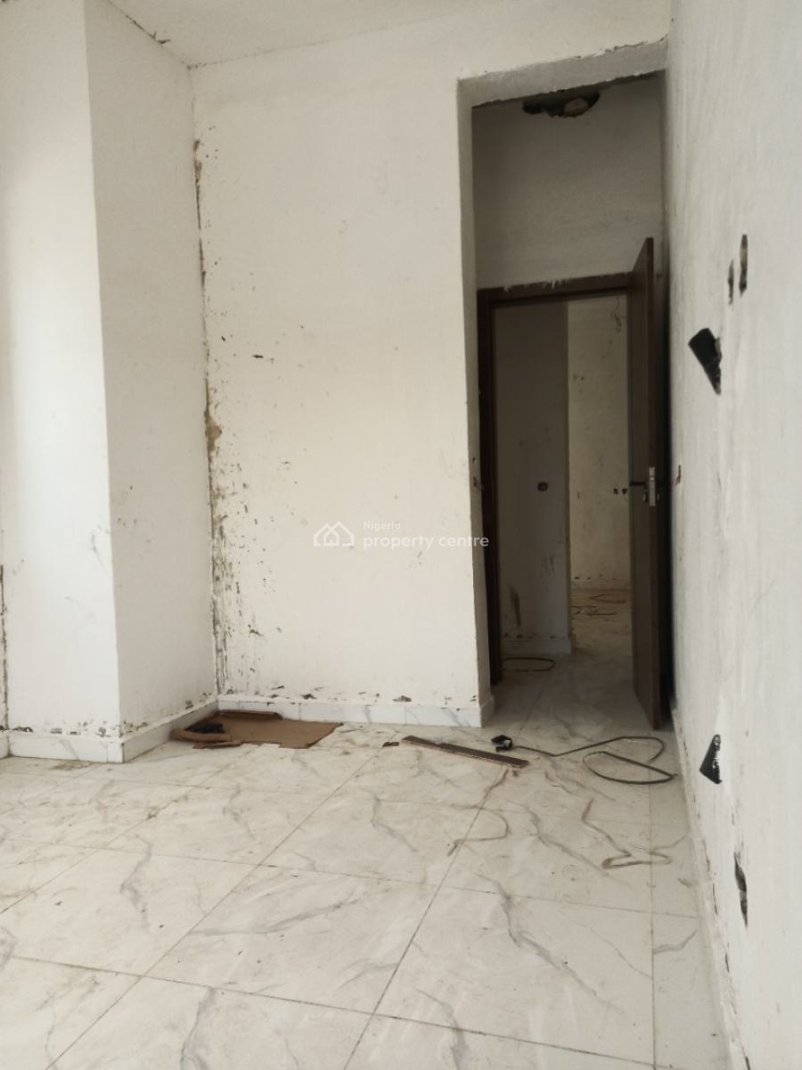 2 Bedroom Apartment with Spacious Room, Ikate Elegushi, Lekki, Lagos, Block of Flats for Sale