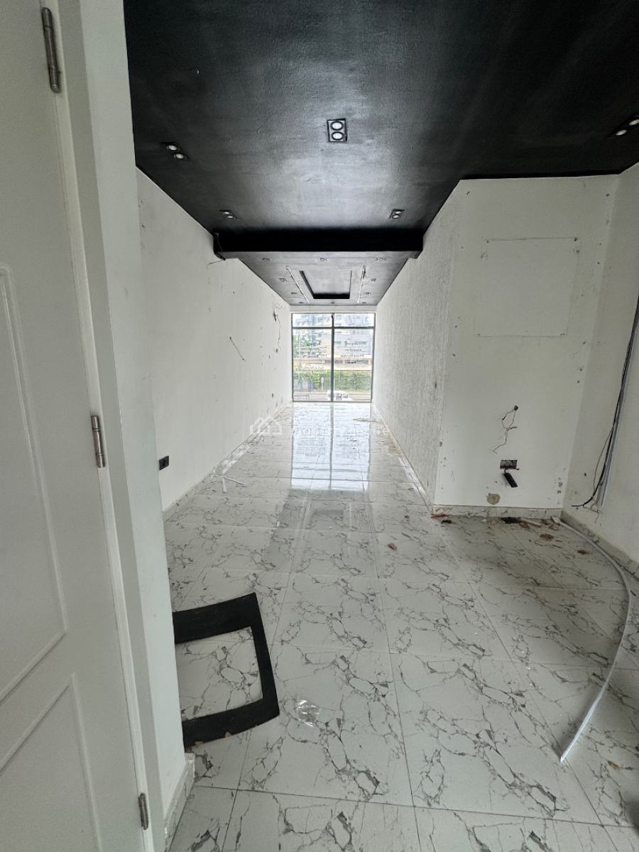 Commercial Space, Lekki Phase 1, Lekki, Lagos, Commercial Property for Rent