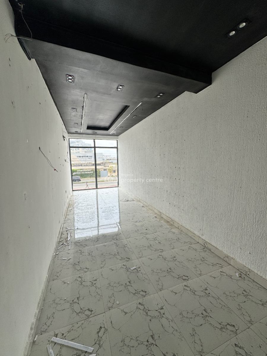 Commercial Space, Lekki Phase 1, Lekki, Lagos, Commercial Property for Rent