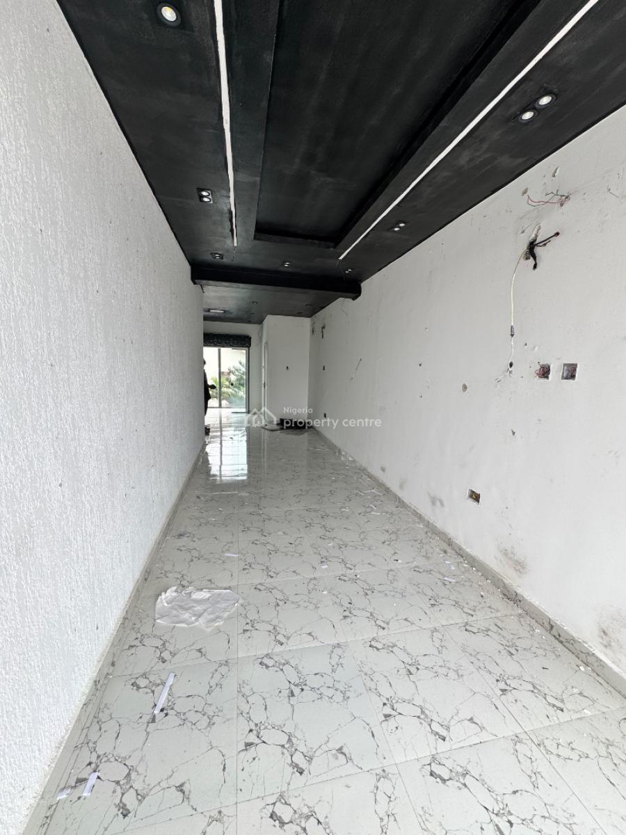 Commercial Space, Lekki Phase 1, Lekki, Lagos, Commercial Property for Rent
