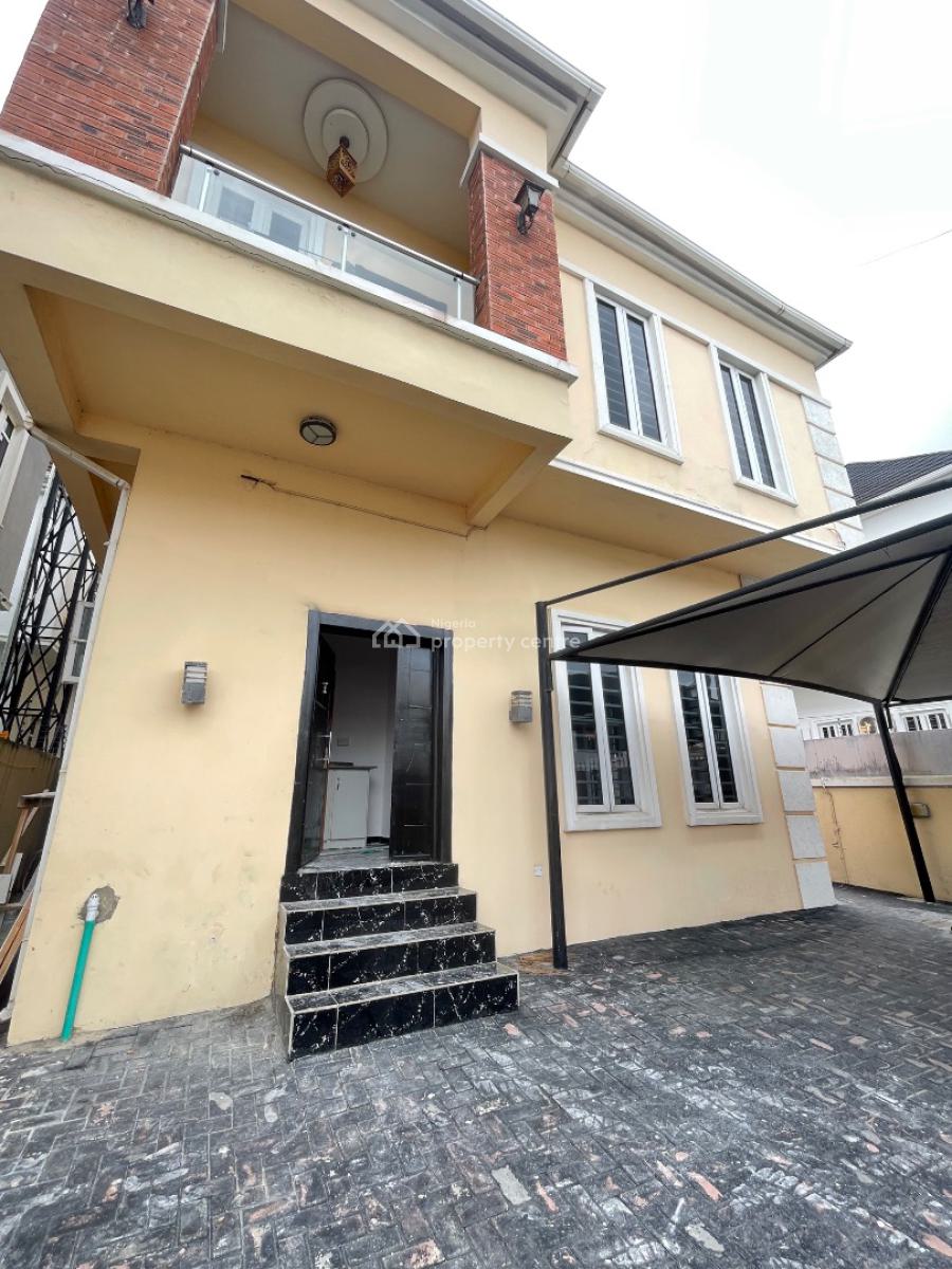 Converted Mini Flat with an Open Plan Kitchen, Osapa, Lekki, Lagos, Mini Flat (room and Parlour) for Rent