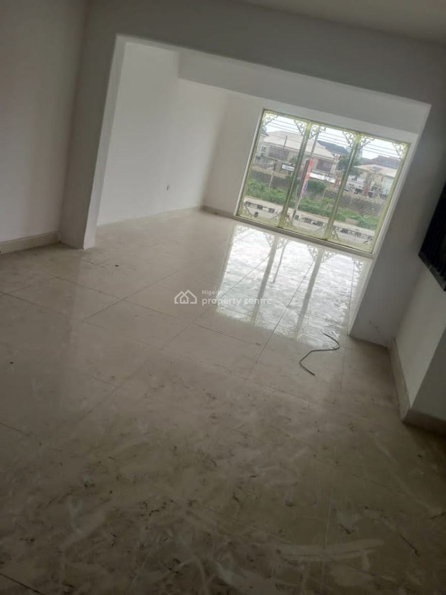 a Decent Shop Space, Lekki, Lagos, Shop for Rent