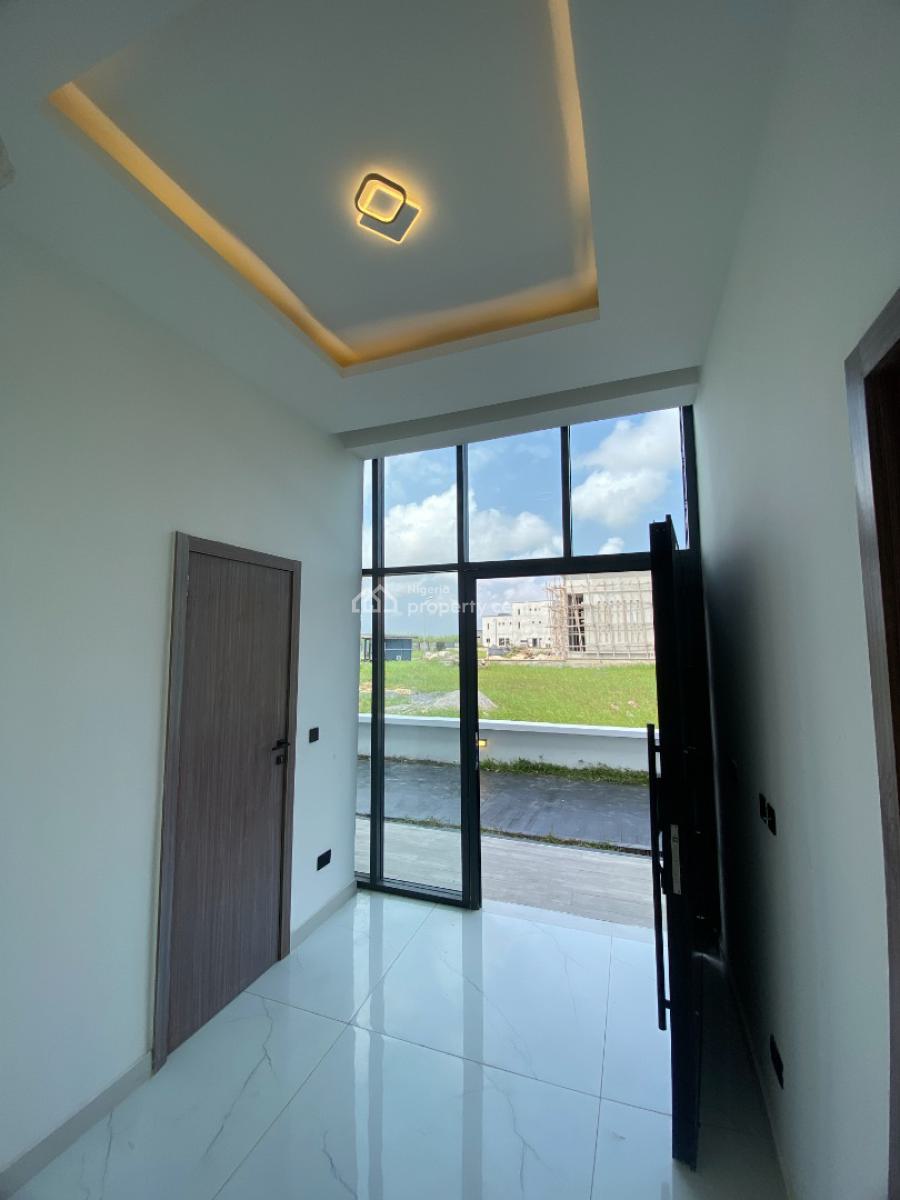 5-bedroom Semi-detached Duplex, Cowrie Creek Estate, Ikate, Lekki, Lagos, Semi-detached Duplex for Sale