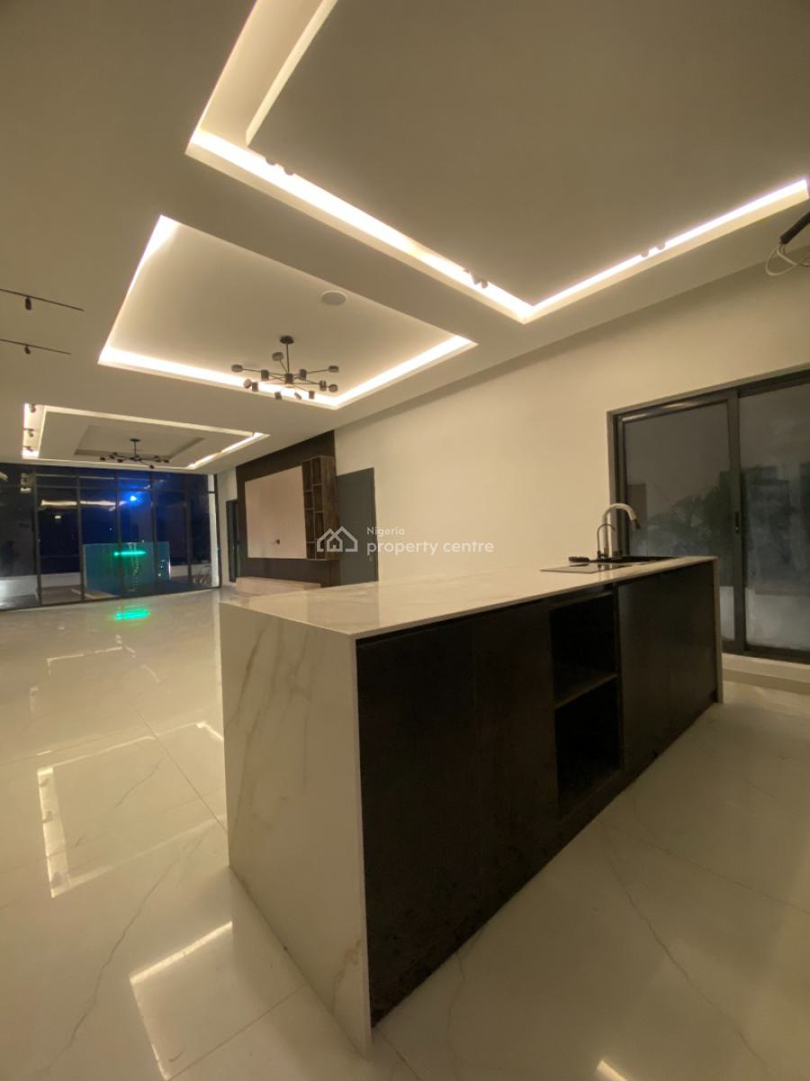 5-bedroom Semi-detached Duplex, Cowrie Creek Estate, Ikate, Lekki, Lagos, Semi-detached Duplex for Sale