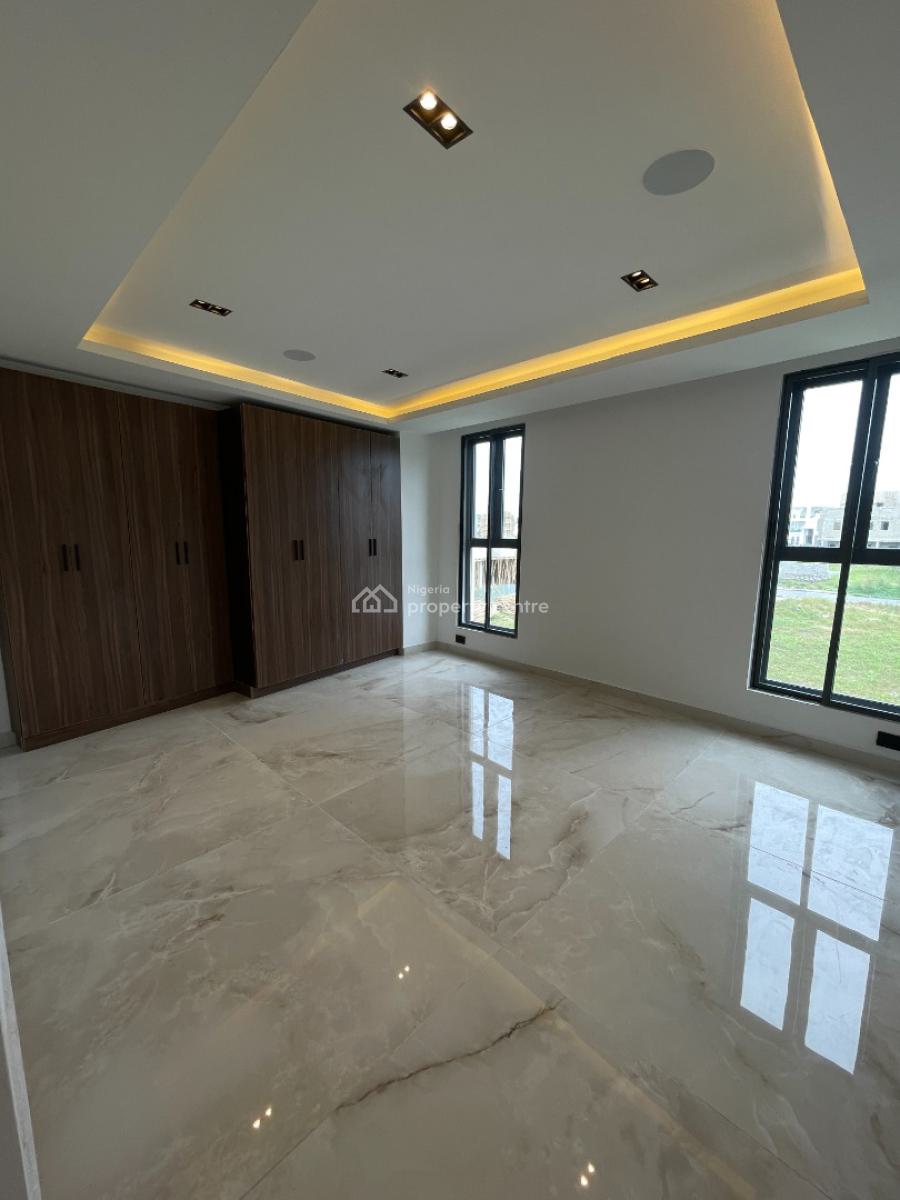 5-bedroom Semi-detached Duplex, Cowrie Creek Estate, Ikate, Lekki, Lagos, Semi-detached Duplex for Sale