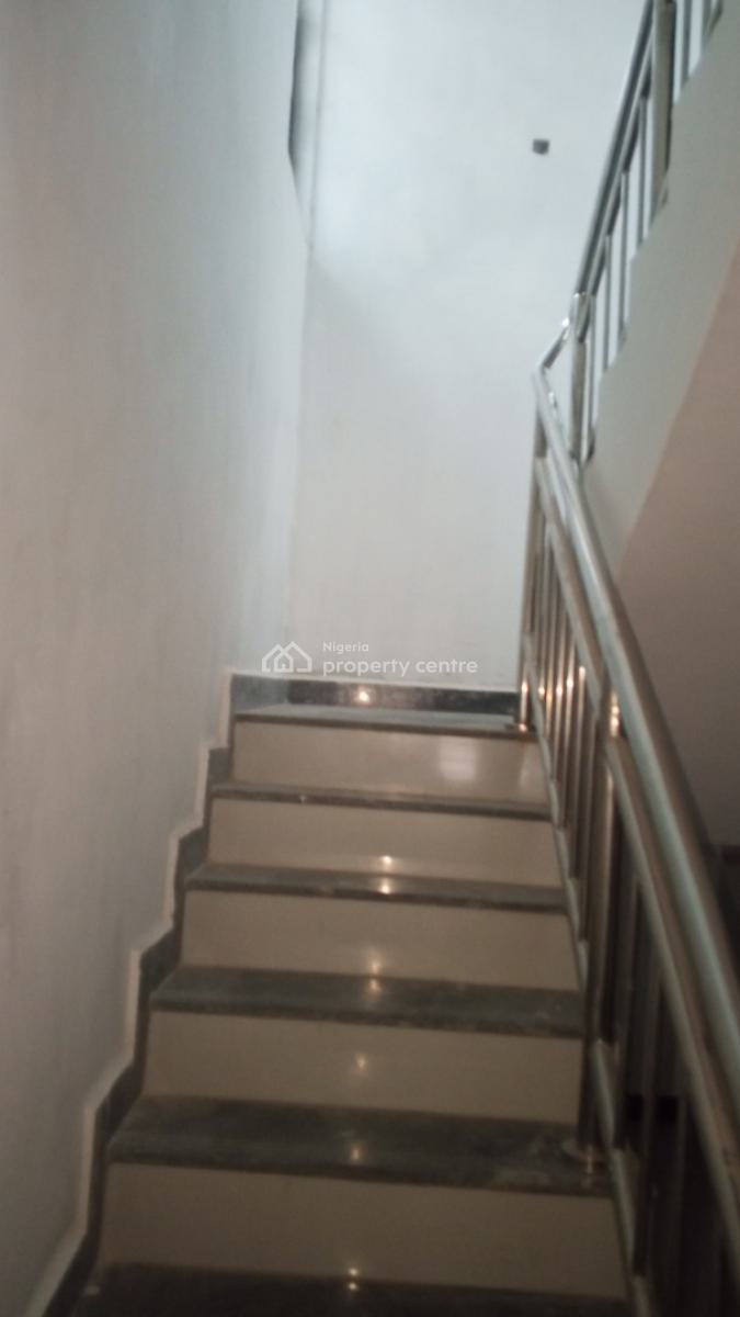 5 Bedrooms Semi-detached House, Shangisha, Gra Phase 2, Magodo, Lagos, Semi-detached Duplex for Rent
