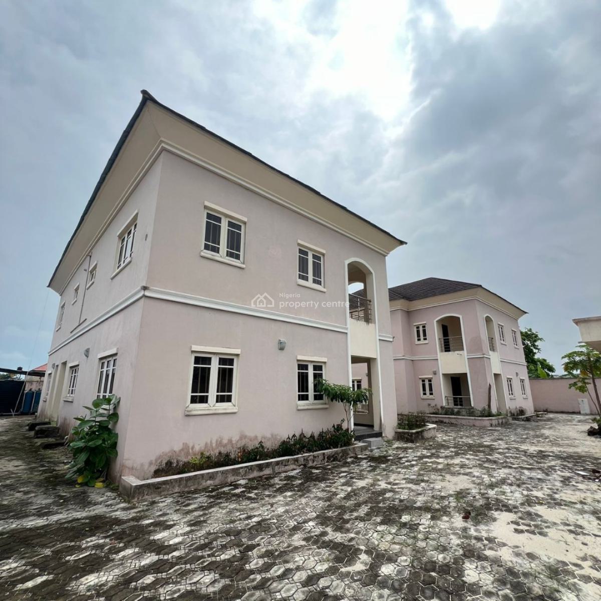 Luxury Built 4 Bedroom Apartment with Bq, Ajah, Lagos, Flat / Apartment for Rent