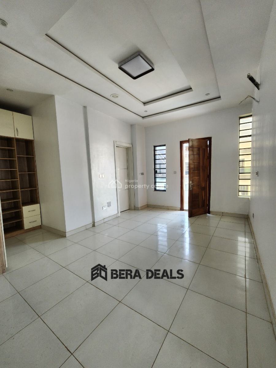 4 Bedroom Semi-detached House, Ikota, Lekki, Lagos, Semi-detached Duplex for Sale