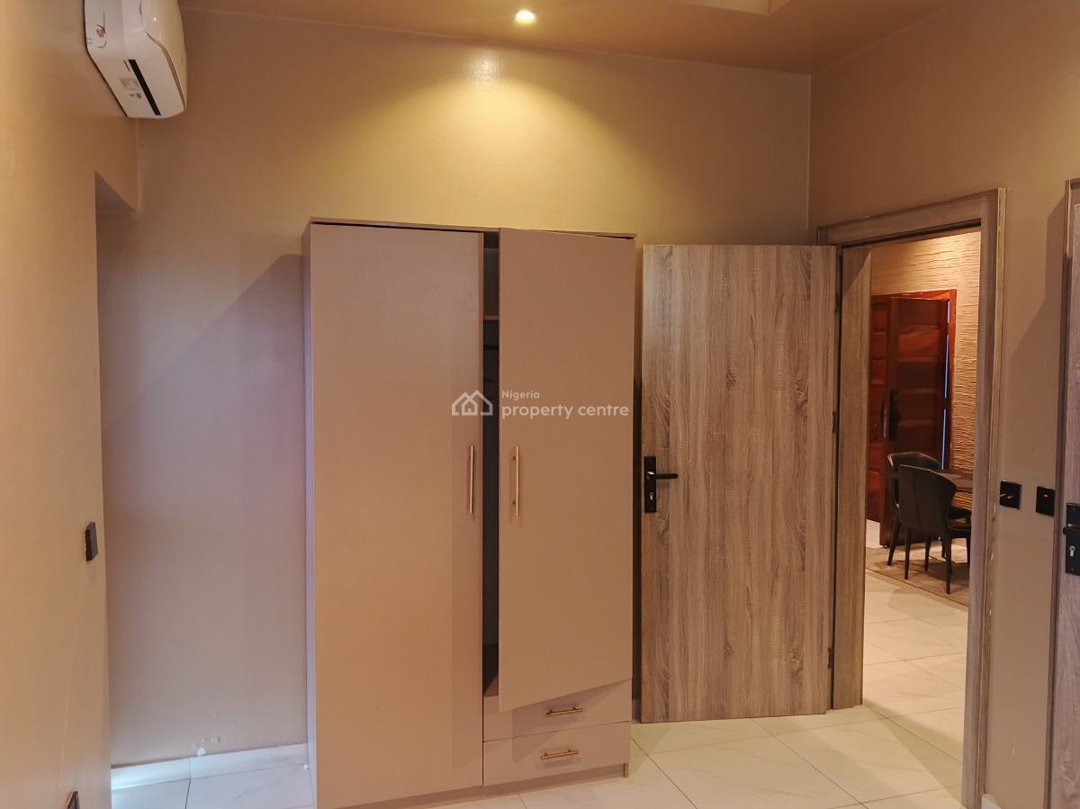2 Bedrooms Tastefully Finished Fully Furnished Serviced Apartment, Off White Sand Street Ocean Side, Lekki Phase 1, Lekki, Lagos, Flat / Apartment for Rent