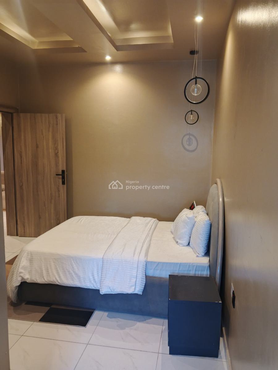 2 Bedrooms Tastefully Finished Fully Furnished Serviced Apartment, Off White Sand Street Ocean Side, Lekki Phase 1, Lekki, Lagos, Flat / Apartment for Rent