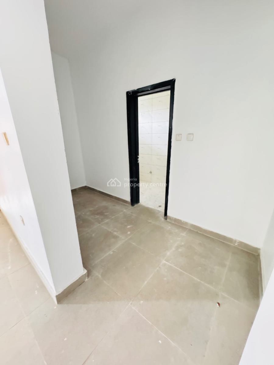 Brand New Spacious 3 Bedrooms Apartment, Ajah, Lagos, Flat / Apartment for Sale