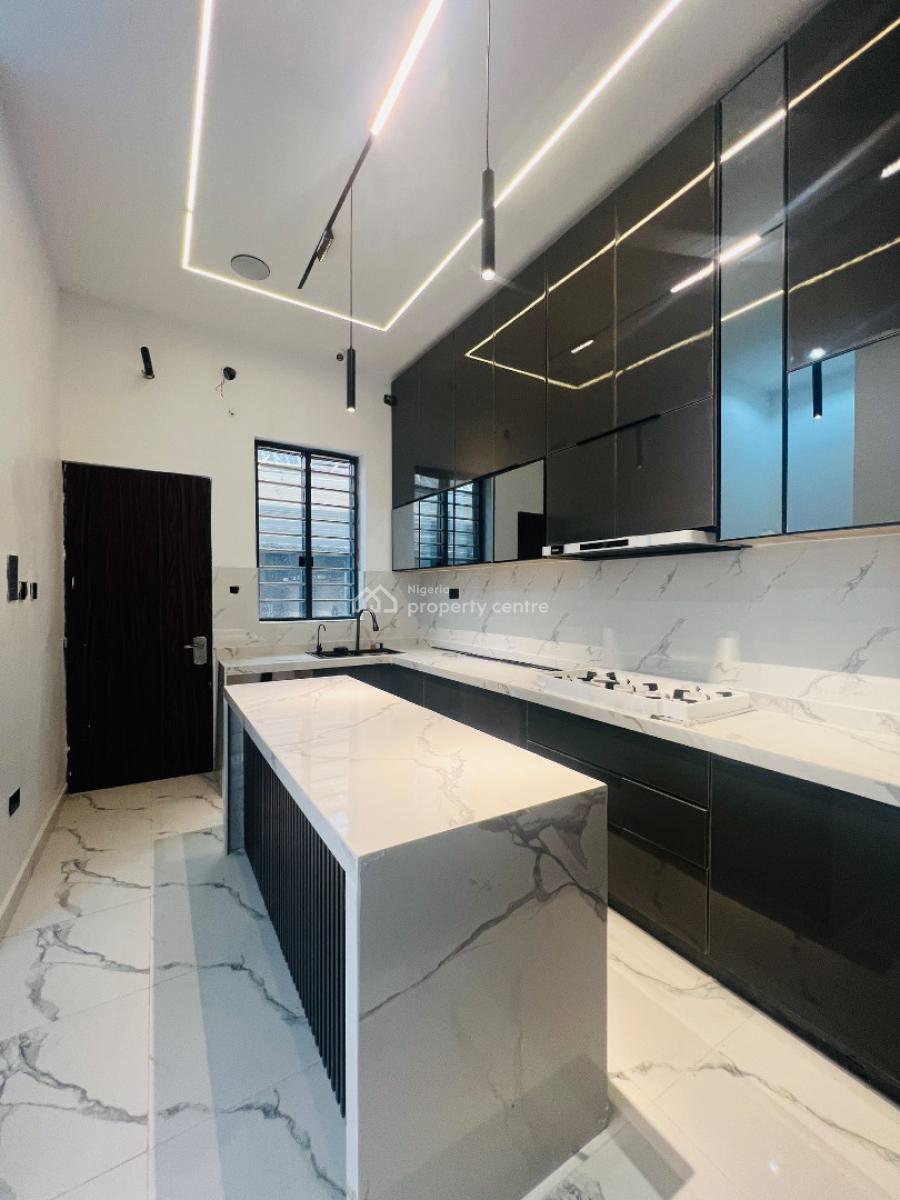 4 Bedroom Terrace Duplex with Swimming Pool, Osapa, Lekki, Lagos, Terraced Duplex for Sale