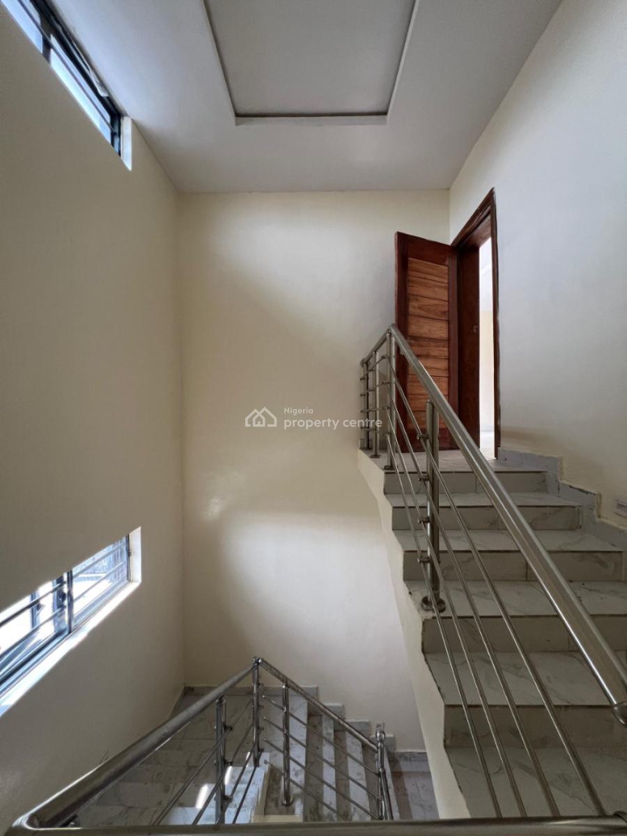 3-bedroom Apartment, Osapa, Lekki, Lagos, Flat / Apartment for Rent