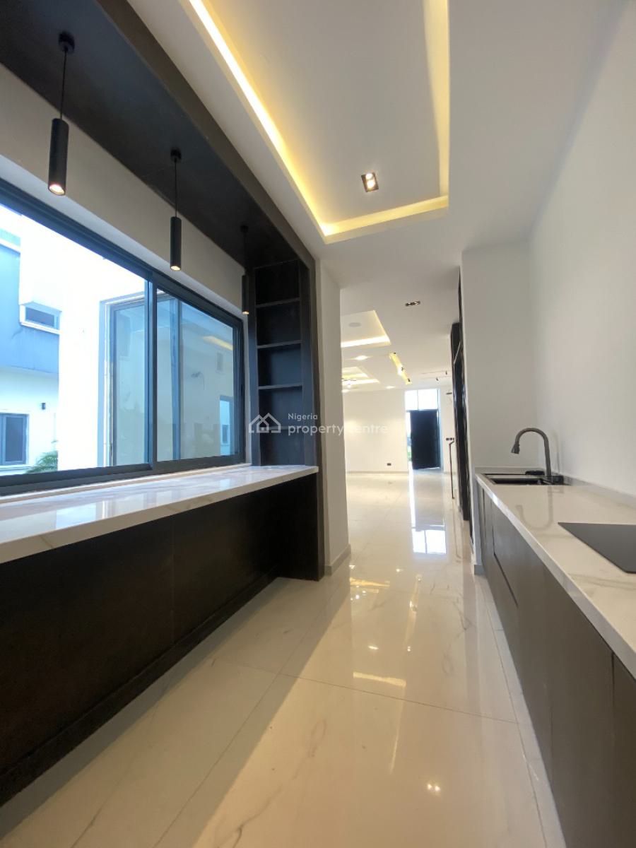 5-bedroom Semi-detached Duplex, Cowrie Creek Estate, Ikate, Lekki, Lagos, Semi-detached Duplex for Sale