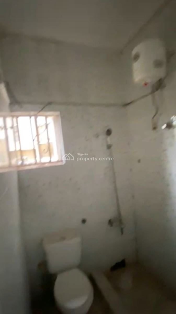 Well Planned Spaciously Built 1 Bedroom Flat 2 Toilets, Berger, Life Camp, Abuja, Flat / Apartment for Rent