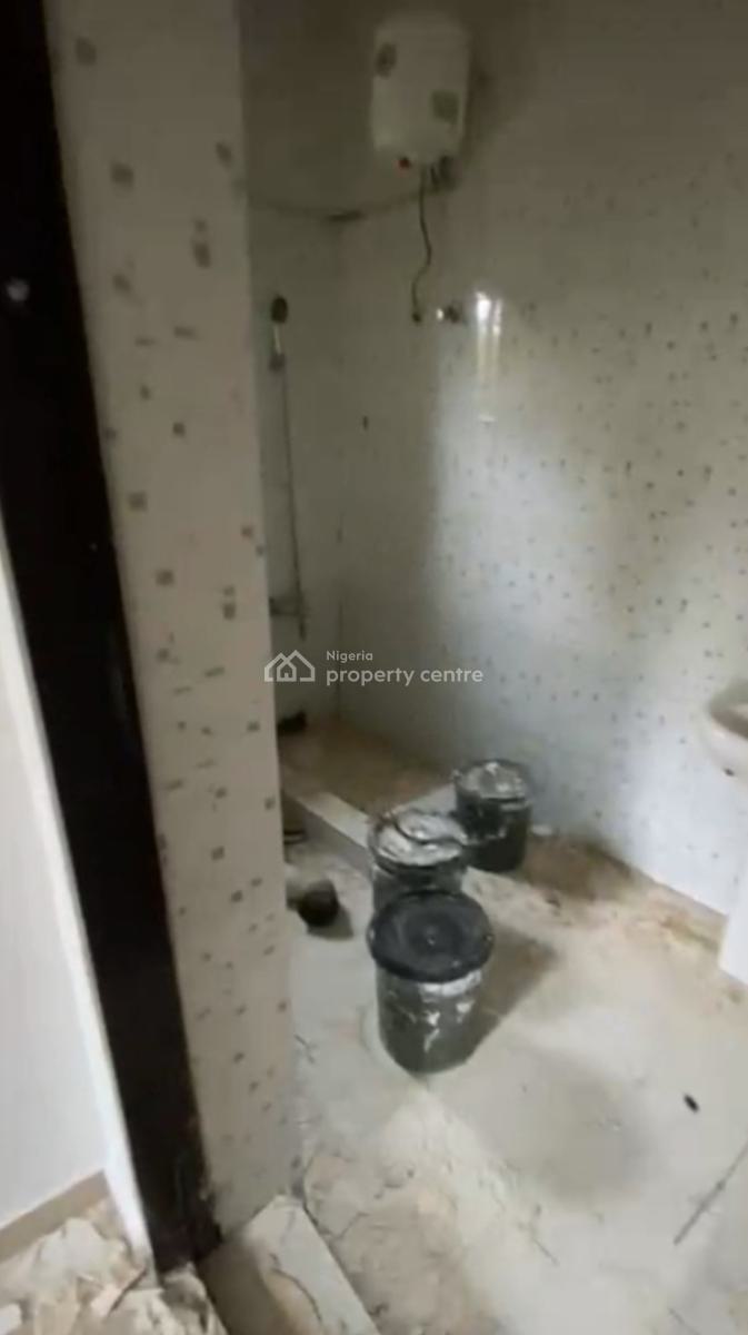 Well Planned Spaciously Built 1 Bedroom Flat 2 Toilets, Berger, Life Camp, Abuja, Flat / Apartment for Rent
